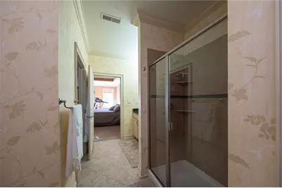 408 Independence Ln #211, Economy, PA 15042 - Photo 14