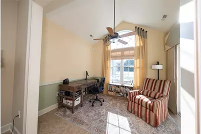 408 Independence Ln #211, Economy, PA 15042 - Photo 8