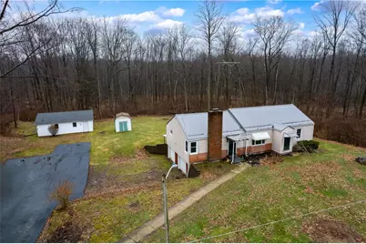 114 Hall Rd, Findley Township, PA 16137 - Photo 6
