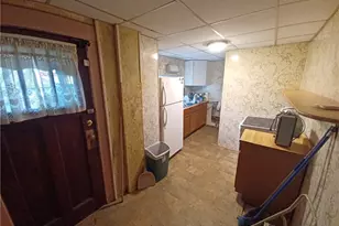 912 Washington Ave, Monaca, PA 15061 - Photo 12