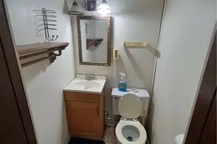 912 Washington Ave, Monaca, PA 15061 - Photo 14