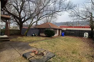 912 Washington Ave, Monaca, PA 15061 - Photo 4