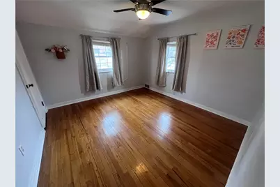 4883 E Willock Rd, Pittsburgh, PA 15227 - Photo 12