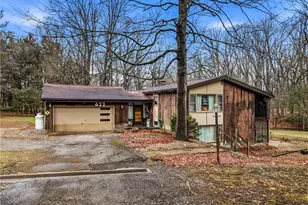 622 Woodland Dr, Pulaski Township, PA 16143 - Photo 1