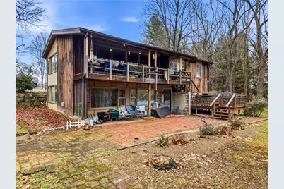 622 Woodland Dr, Pulaski Township, PA 16143 - Photo 4