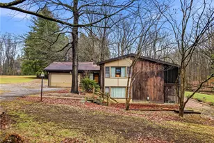 622 Woodland Dr, Pulaski Township, PA 16143 - Photo 2