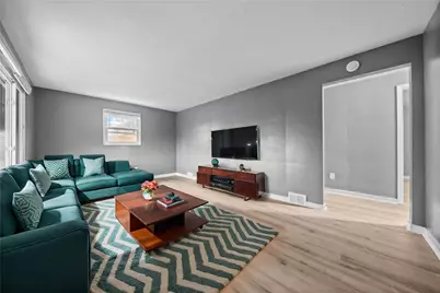 1315 Greensburg Pike, East McKeesport, PA 15035 - Photo 2