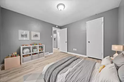 1315 Greensburg Pike, East McKeesport, PA 15035 - Photo 4