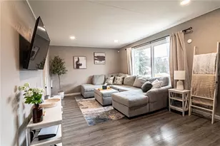 602 Springdale Dr, Pittsburgh, PA 15235 - Photo 2