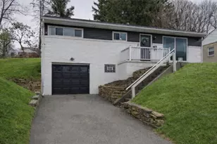 602 Springdale Dr, Pittsburgh, PA 15235 - Photo 1