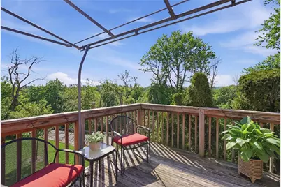 1227 Trevanion Ave, Pittsburgh, PA 15218 - Photo 4
