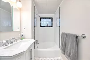 126 Lawrence Ave, Twp of But NW, PA 16001 - Photo 16