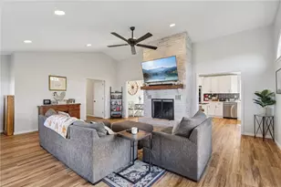 785 Cameron Rd, Hickory Township, PA 16101 - Photo 18