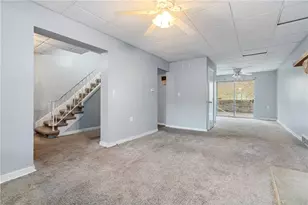 2218 Starkamp St, Pittsburgh, PA 15226 - Photo 6