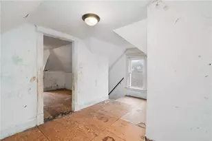 1600 Alverado Ave, Beechview, PA 15216 - Photo 24