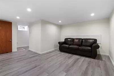 230 W Schwab Avenue, Munhall, PA 15120 - Photo 24