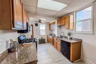 2726 Crosby Ave, Pittsburgh, PA 15216 - Photo 10