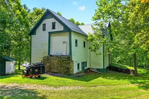 280 Vaneal Rd, South Franklin, PA 15301 - Photo 6