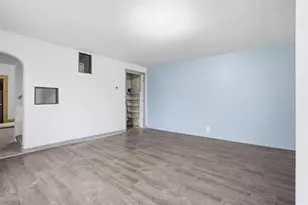 127 Tuscola St, Pittsburgh, PA 15211 - Photo 10