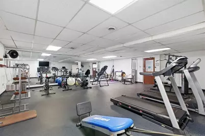 2160 Greentree Rd. #405W, Scott Township, PA 15220 - Photo 30