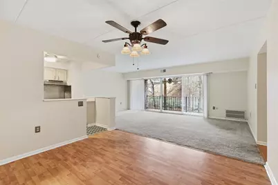 2160 Greentree Rd. #405W, Scott Township, PA 15220 - Photo 12