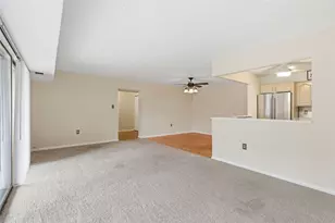 2160 Greentree Rd, Scott Township, PA 15220 - Photo 10