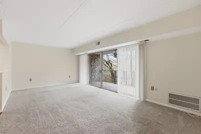 2160 Greentree Rd. #405W, Scott Township, PA 15220 - Photo 8