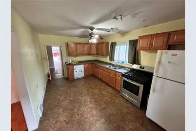 529 Ambridge Ave, Leet Township, PA 15003 - Photo 4