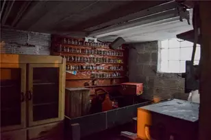 908 Liberty St, Stowe Township, PA 15136 - Photo 4