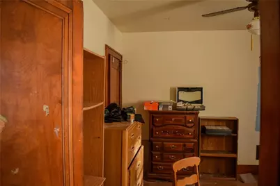 908 Liberty St, Stowe Township, PA 15136 - Photo 18