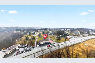 1204 Memorial Blvd, Connellsville, PA 15425 - Photo 4