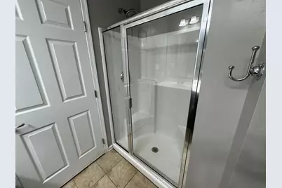 409 Fairgate Dr, Pine Township, PA 15090 - Photo 10