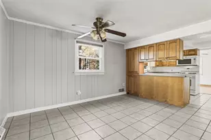 2066 Spring Valley Rd, Scott Township, PA 15243 - Photo 18