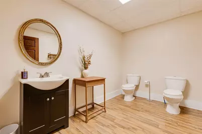 807 Ligonier St, Latrobe, PA 15650 - Photo 22