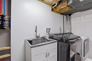 103 Treeview Dr, Moon/Crescent Twp, PA 15108 - Photo 42