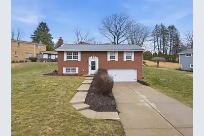 103 Treeview Dr, Moon/Crescent Twp, PA 15108 - Photo 1