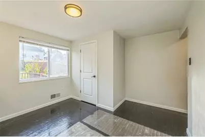 1611 Alverado Ave, Beechview, PA 15216 - Photo 4