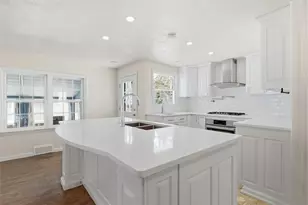 132 E Englewood Ave, New Castle, PA 16105 - Photo 16