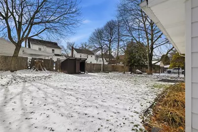 132 E Englewood Ave, New Castle, PA 16105 - Photo 40