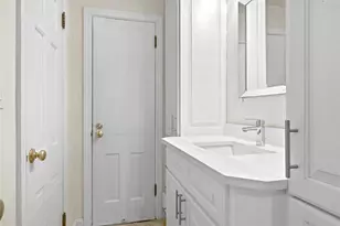 132 E Englewood Ave, New Castle, PA 16105 - Photo 20