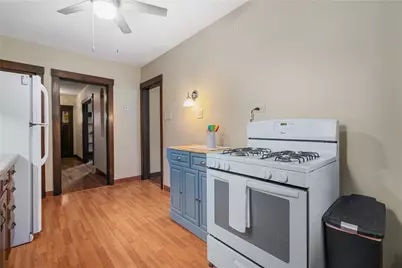 746 Greenfield Ave, Pittsburgh, PA 15207 - Photo 12