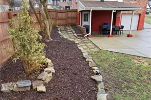 234 Parkedge Rd, Green Tree, PA 15220 - Photo 22