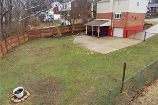 234 Parkedge Rd, Green Tree, PA 15220 - Photo 24