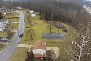 234 Parkedge Rd, Green Tree, PA 15220 - Photo 28