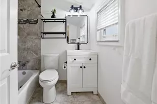 234 Parkedge Rd, Green Tree, PA 15220 - Photo 8