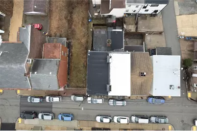 4215 Geneva St, Pittsburgh, PA 15201 - Photo 46