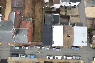 4215 Geneva St, Pittsburgh, PA 15201 - Photo 46