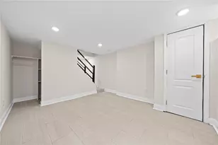 4215 Geneva St, Pittsburgh, PA 15201 - Photo 34