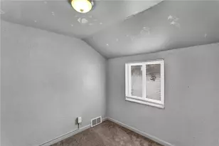 811 Clonmel St, Duquesne, PA 15110 - Photo 12