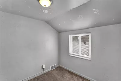 811 Clonmel, Duquesne, PA 15110 - Photo 12